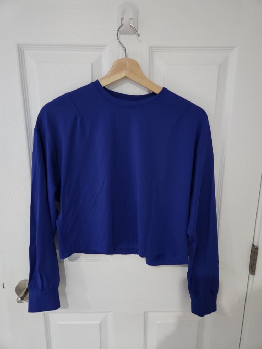Lululemon Blue Cropped Long Sleeve
